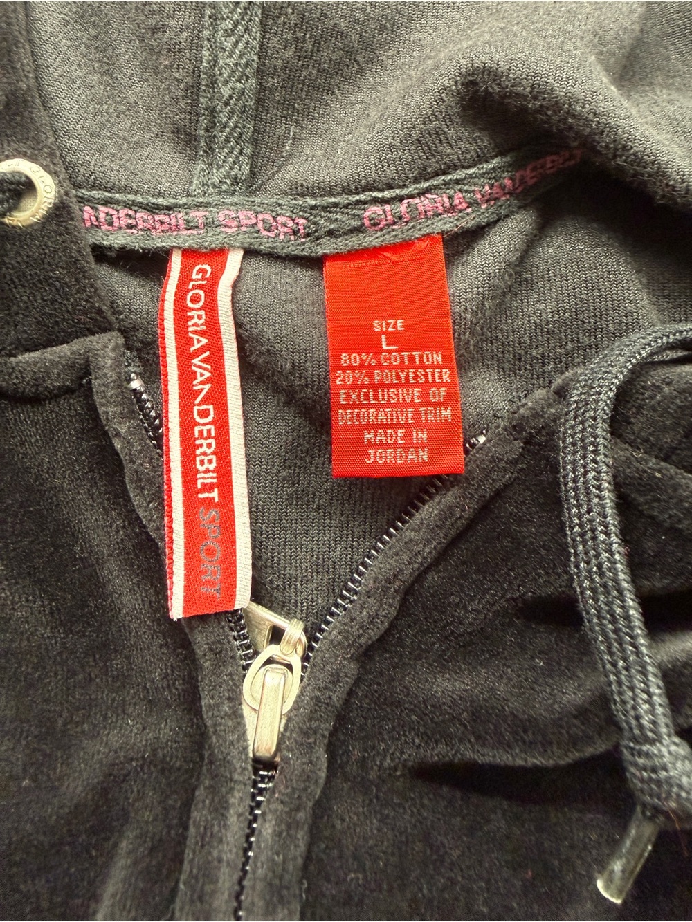 Gloria Vanderbilt Black Velour Hoodie & Burgundy Accent Flared Pants Y2K Vintage - Picture 5 of 6
